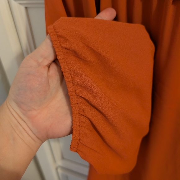 Daniel Rainn Rust Ruffled‎ Blouse - Picture 3 of 4